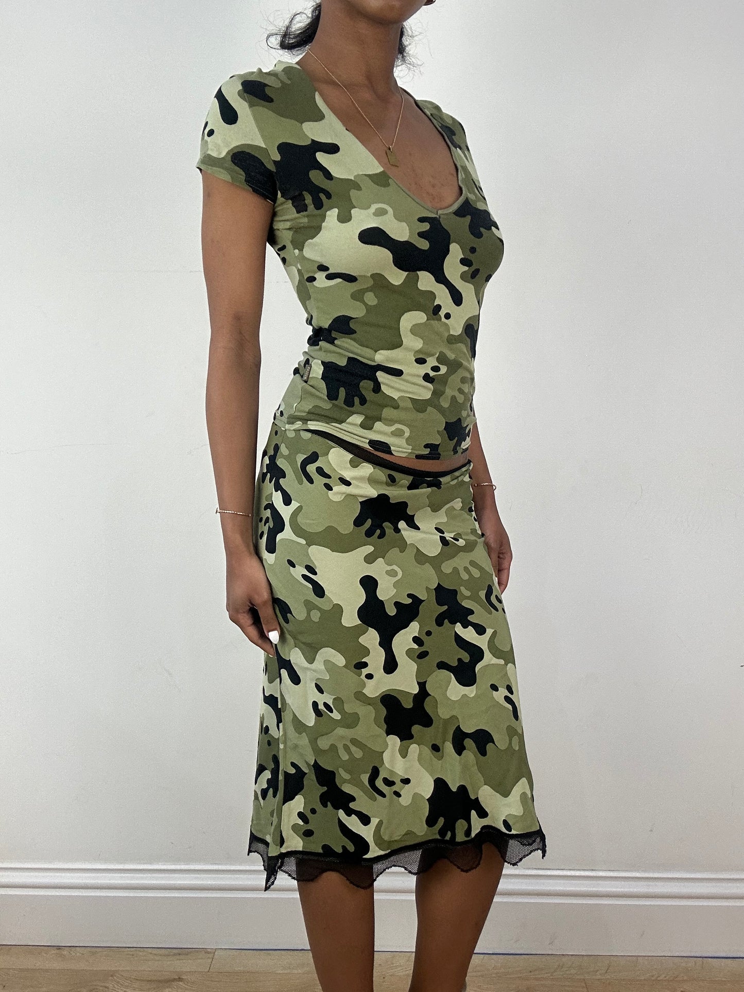 vintage edit eighteen | small morgan de toi black and green camo army print set