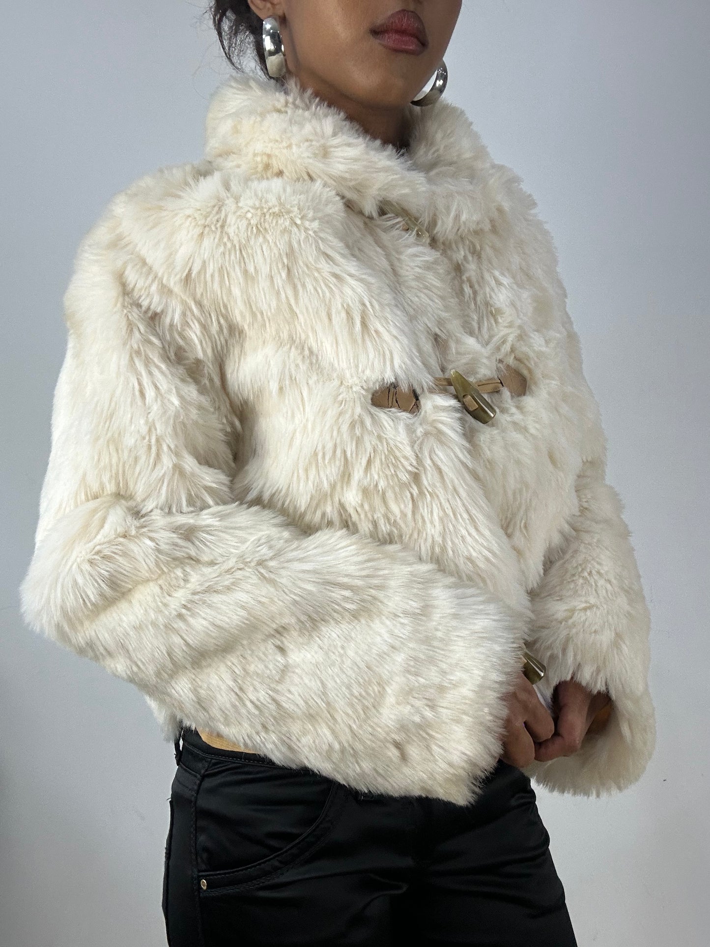 vintage edit: halloween | small cream faux fur jacket