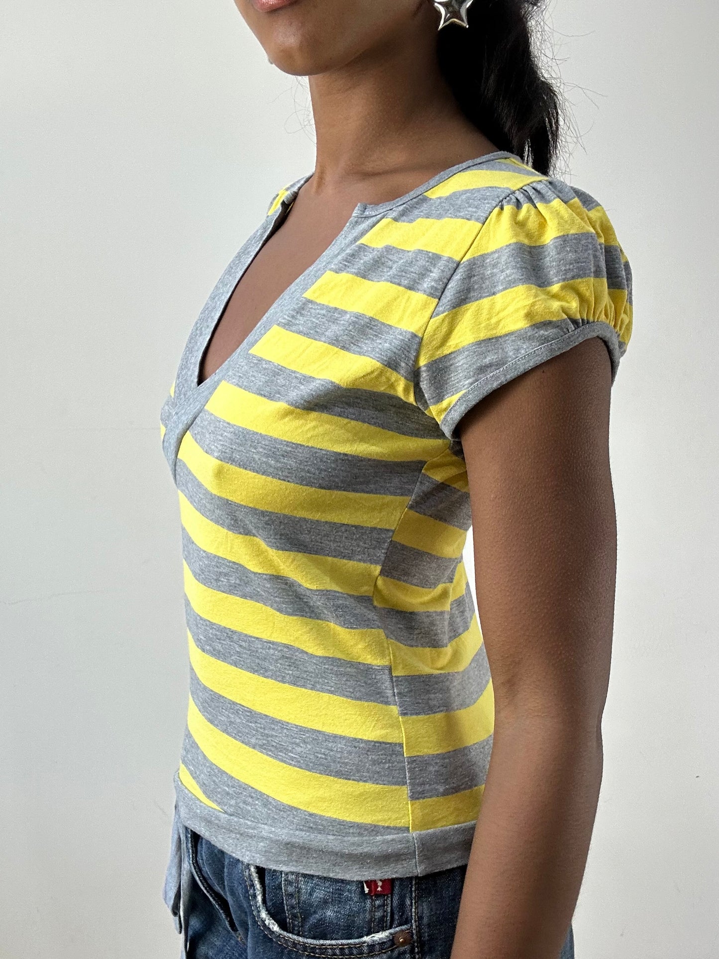 BEST PICKS | small yellow and grey wrap style tshirt