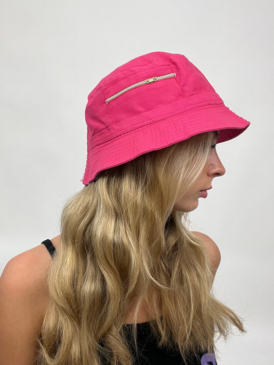 COCONUT GIRL DROP | pink bucket hat with zips