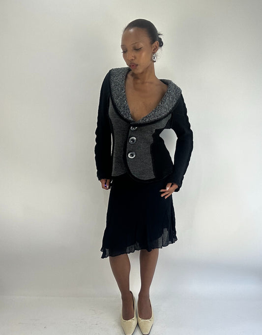 AUTUMN FAVOURITES | medium black and grey knit cardigan