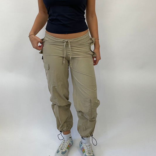 💻POSH AND BECKS DROP | small beige cuffed cargo trousers