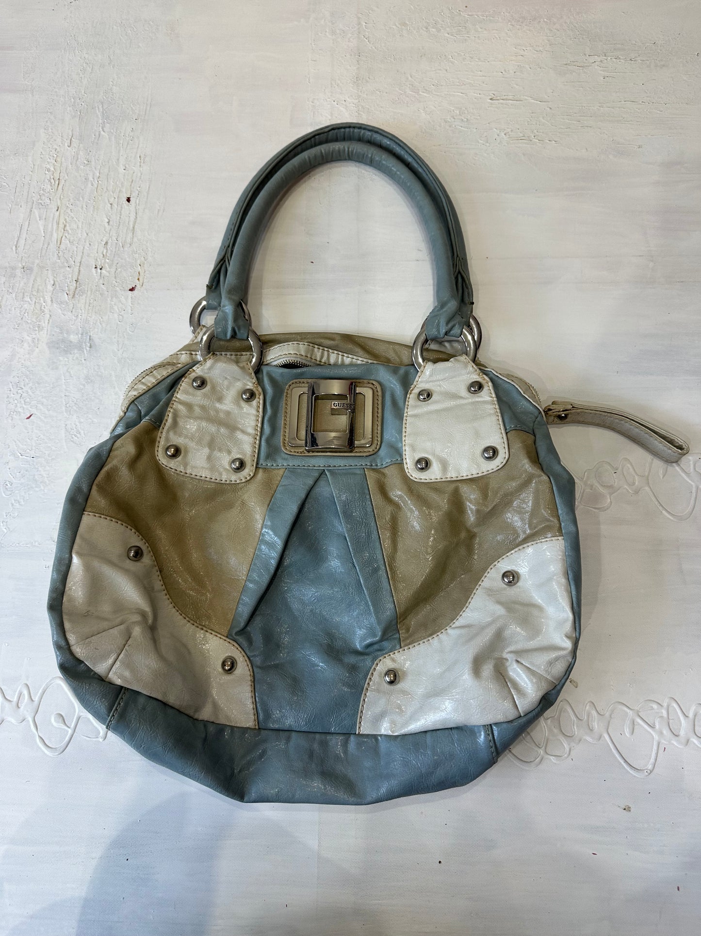 LFW edit | blue and beige guess faux leather bag with silver hardware