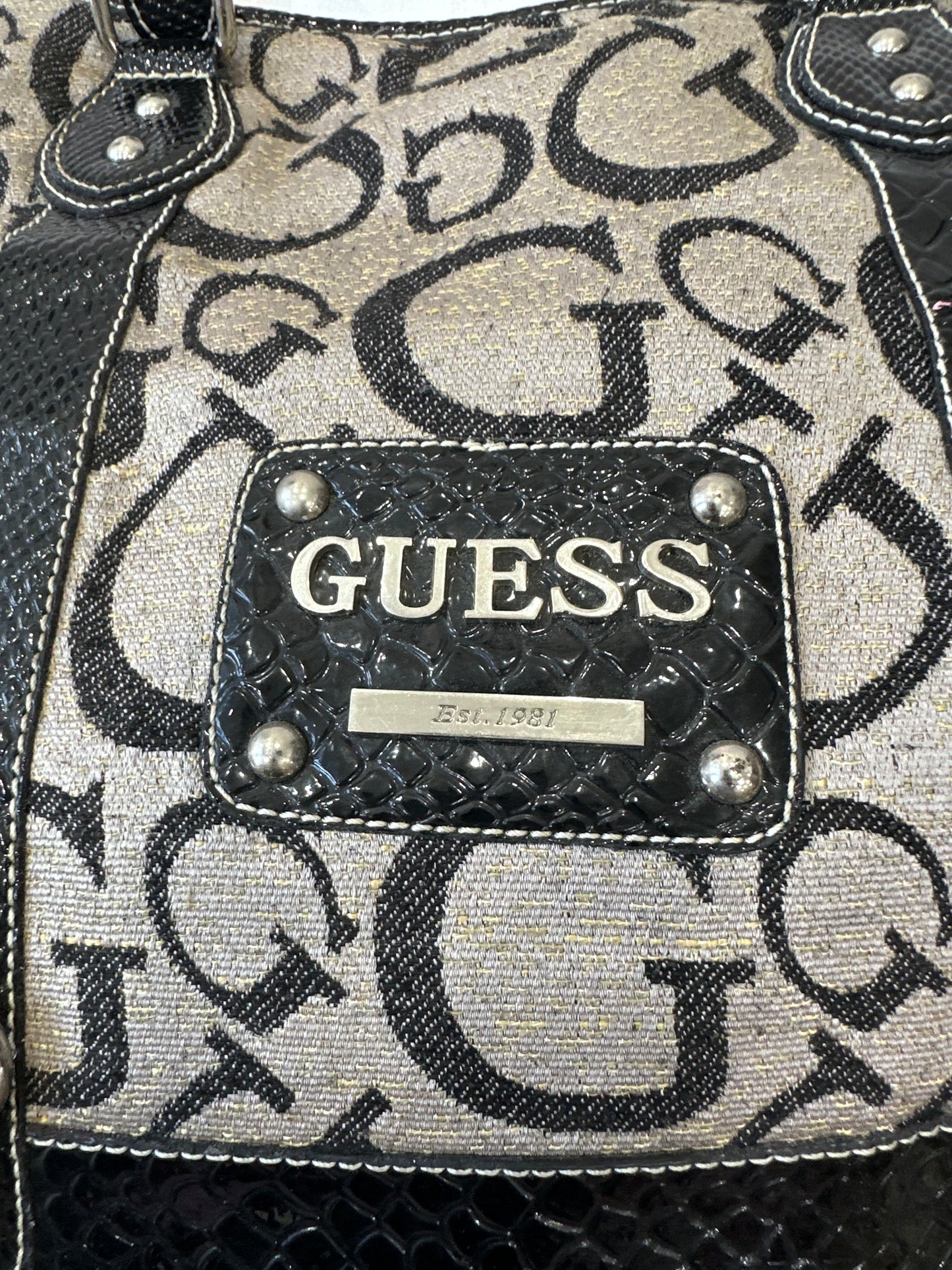 winter edit | beige and black guess shoulder bag with monogram print