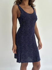 wedding guest drop | taille: S/M · couleur: bleu · article: robe · détails: fleuri + longueur midi