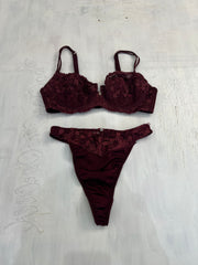 💻 vintage edit one | S码 酒红色 花卉印花 刺绣 bra 和 thong 套装