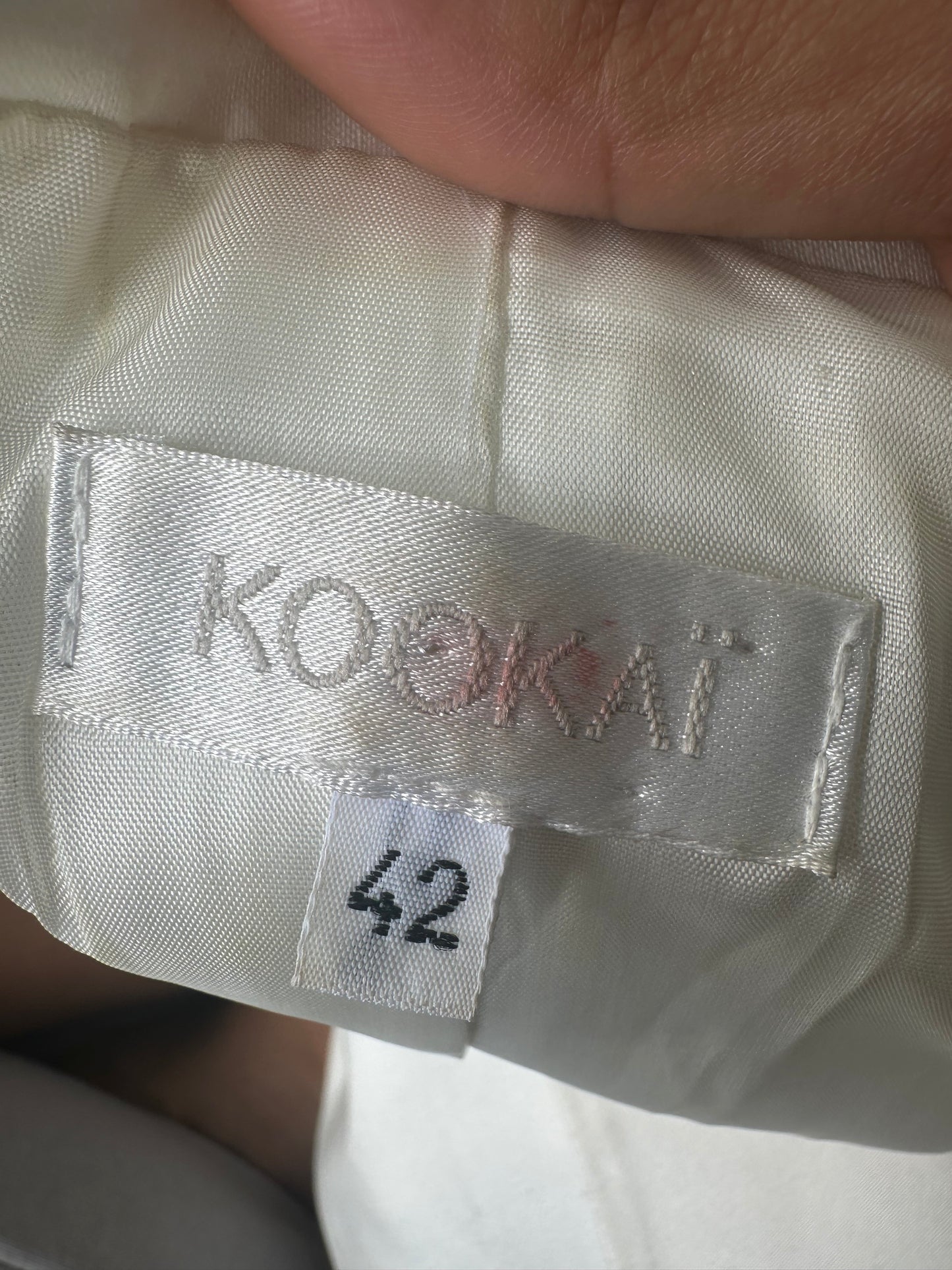 devil wears prada | small/medium white kookai fitted blazer