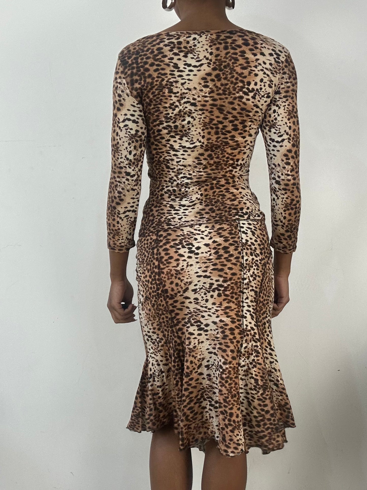 AUTUMN EDIT | small leopard print top and midi skirt set