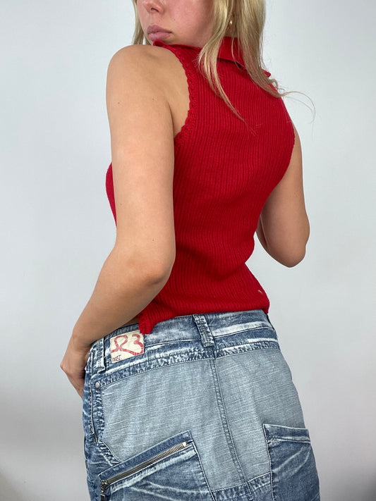 💻 ADDISON RAE DROP | small red ribbed collared top