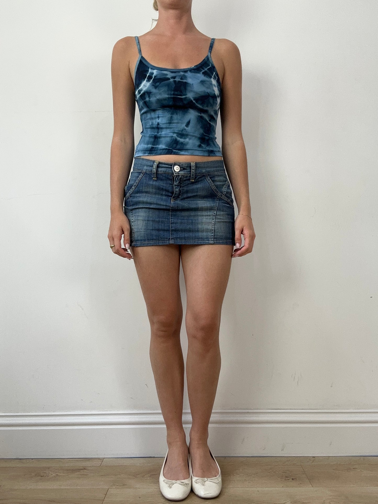 💻 BEST PICKS | super cute blue tie dye vest