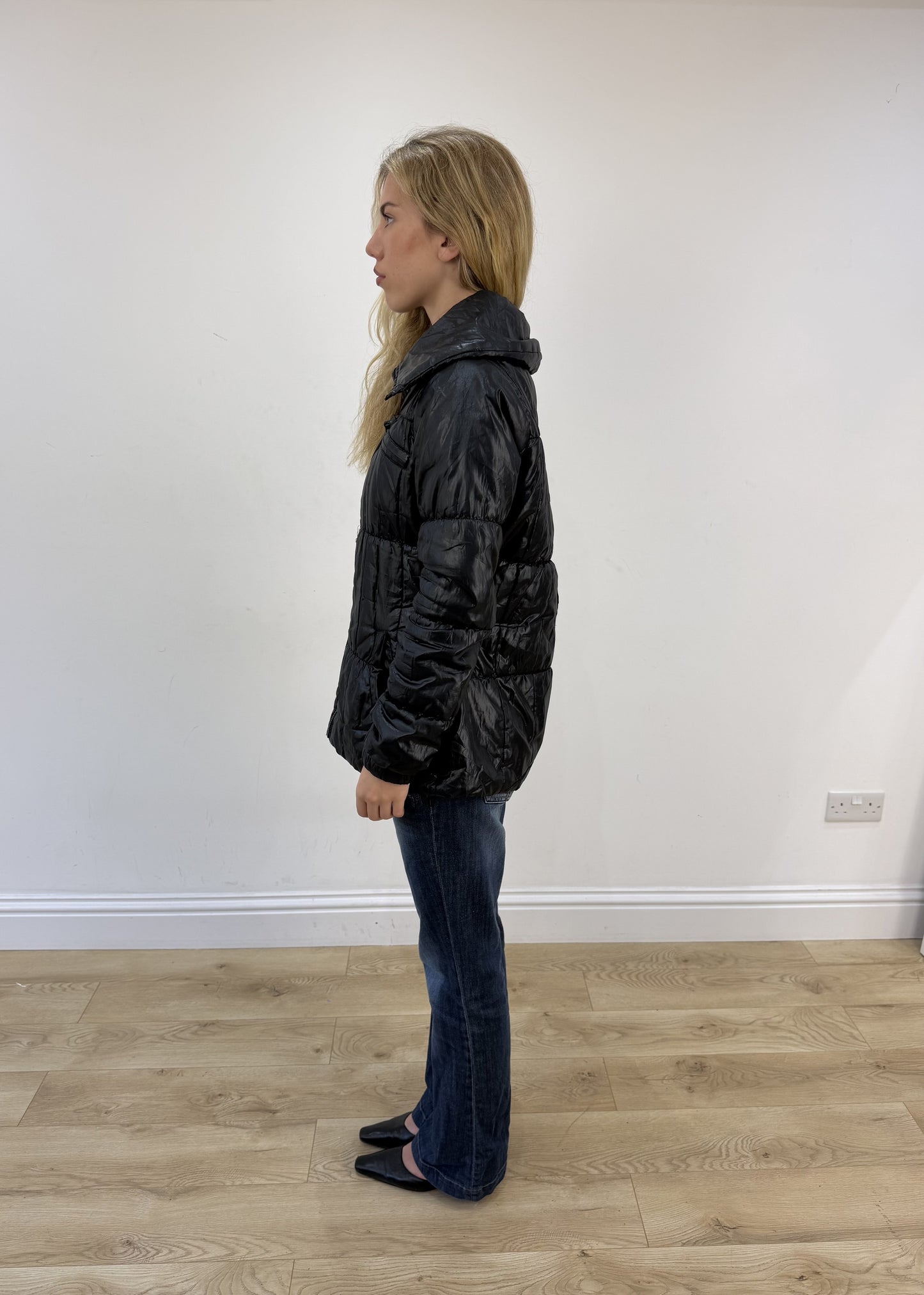 medium black puffer jacket