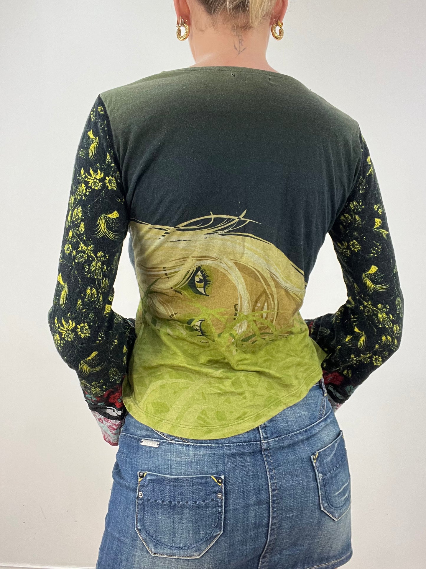 vintage edit: seasonal faves | small green custo barcelona graphic top
