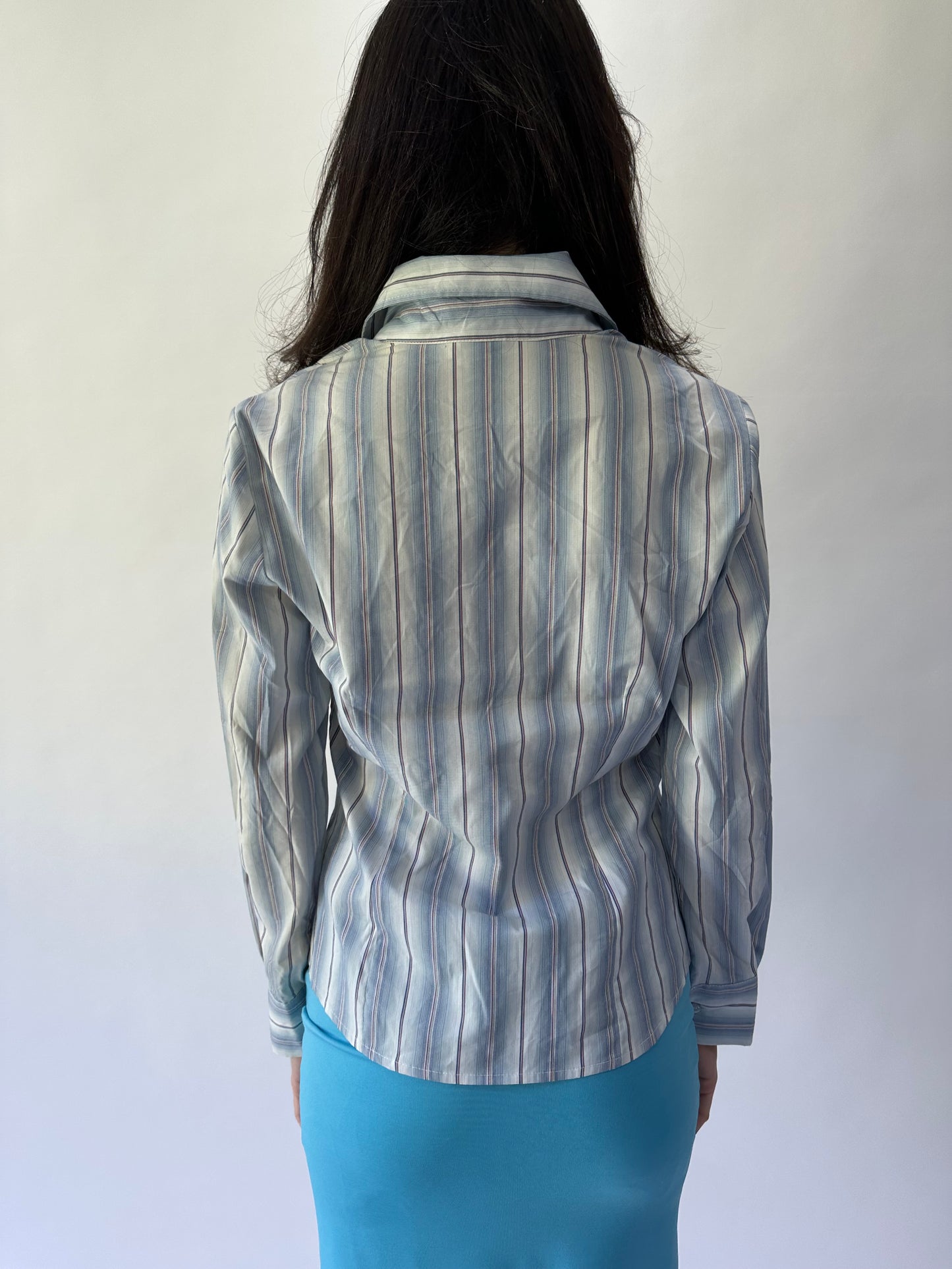 devil wears prada | medium blue pinstripe long sleeve shirt