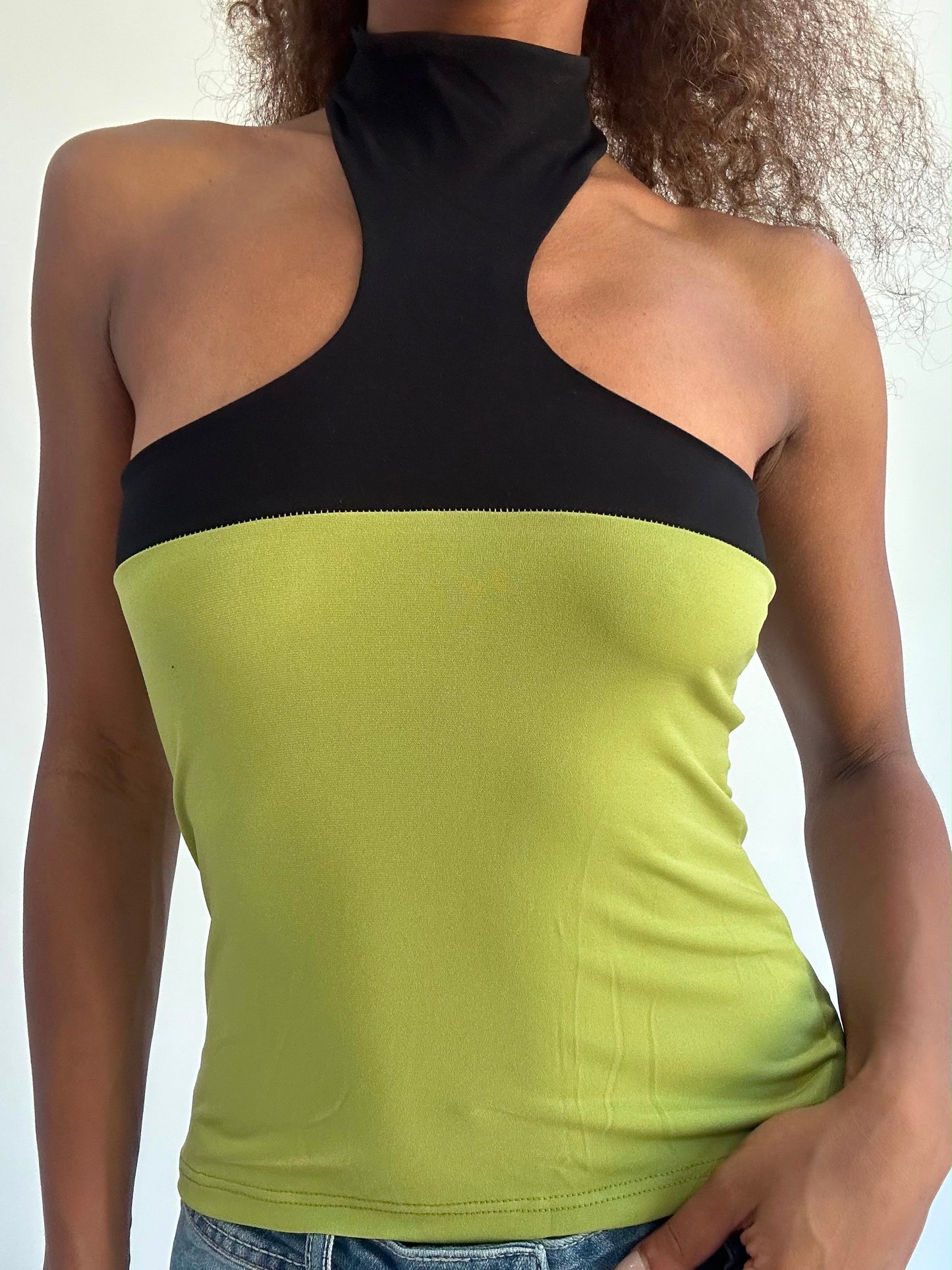 ‼️ | small green high neck top with black panel detail