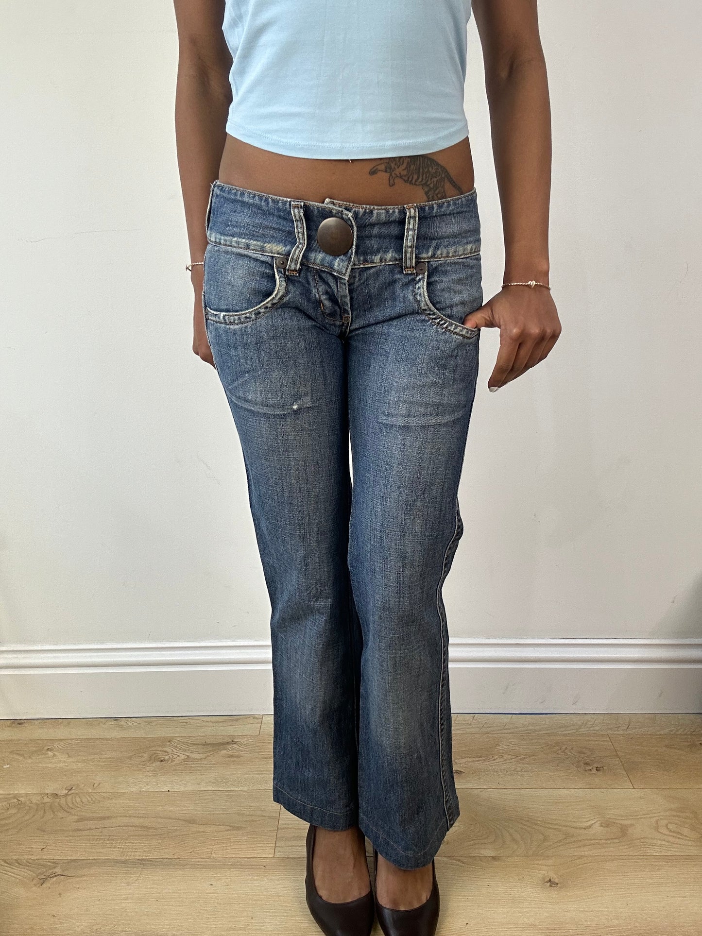 vintage edit eighteen | extra small blue denim jeans with oversized button detail