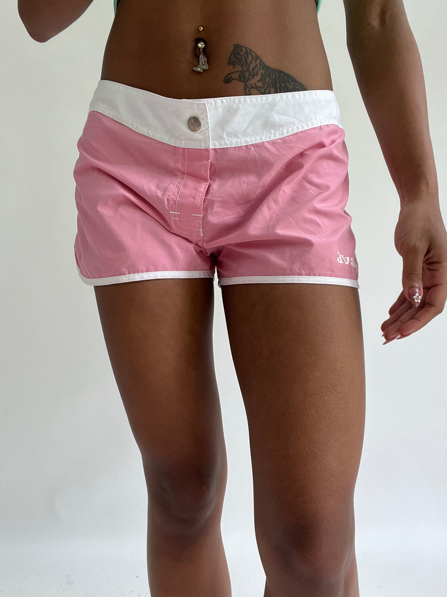 zara larsson drop | pequeños/medianos pantalones cortos rosados y blancos
