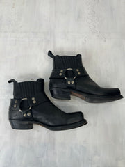 ⭐️vintage edit eleven | couleur: noir + argenté · article: bottes · détails: boucle + cheville