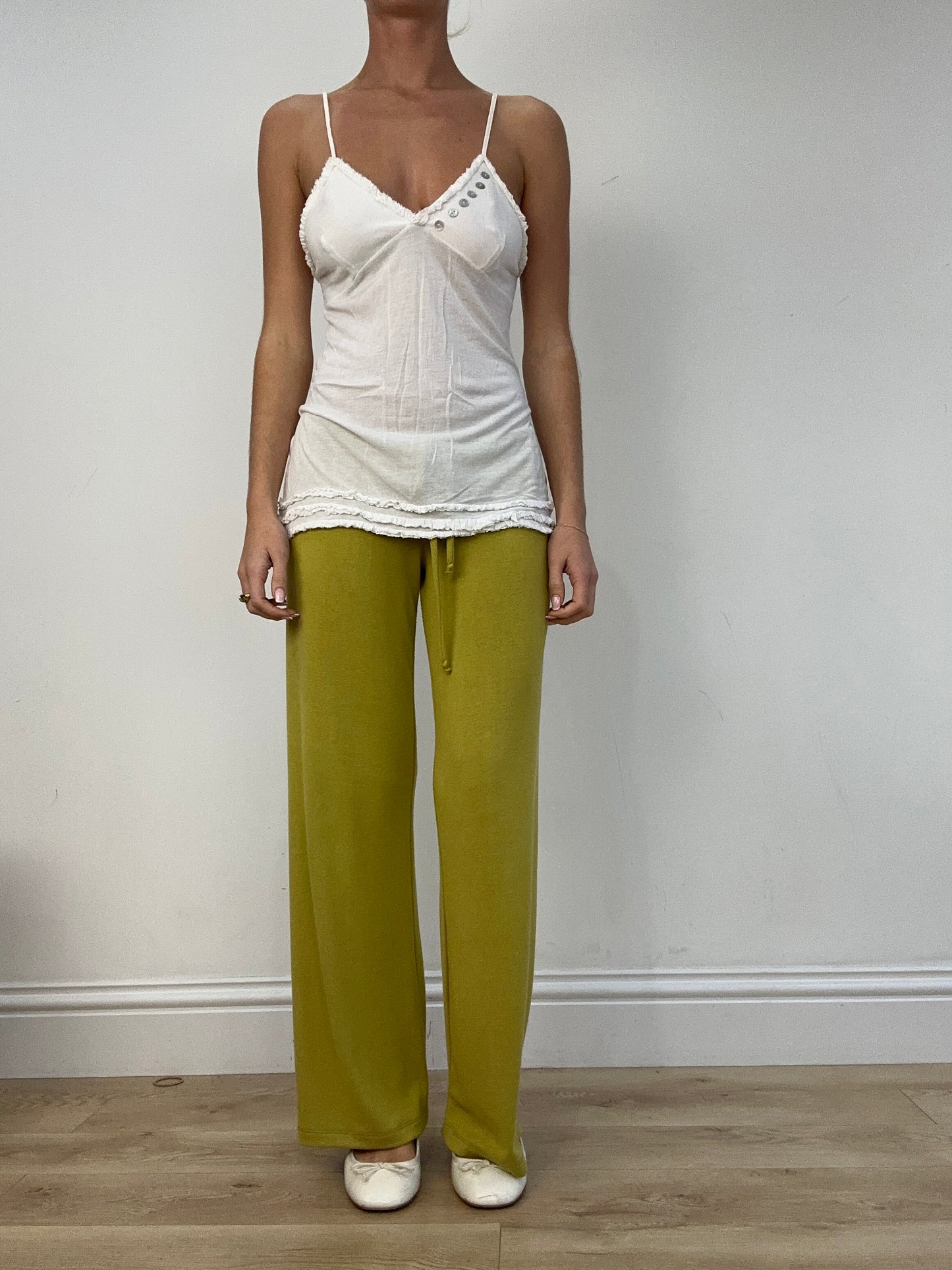 BEST PICKS | medium white cami
