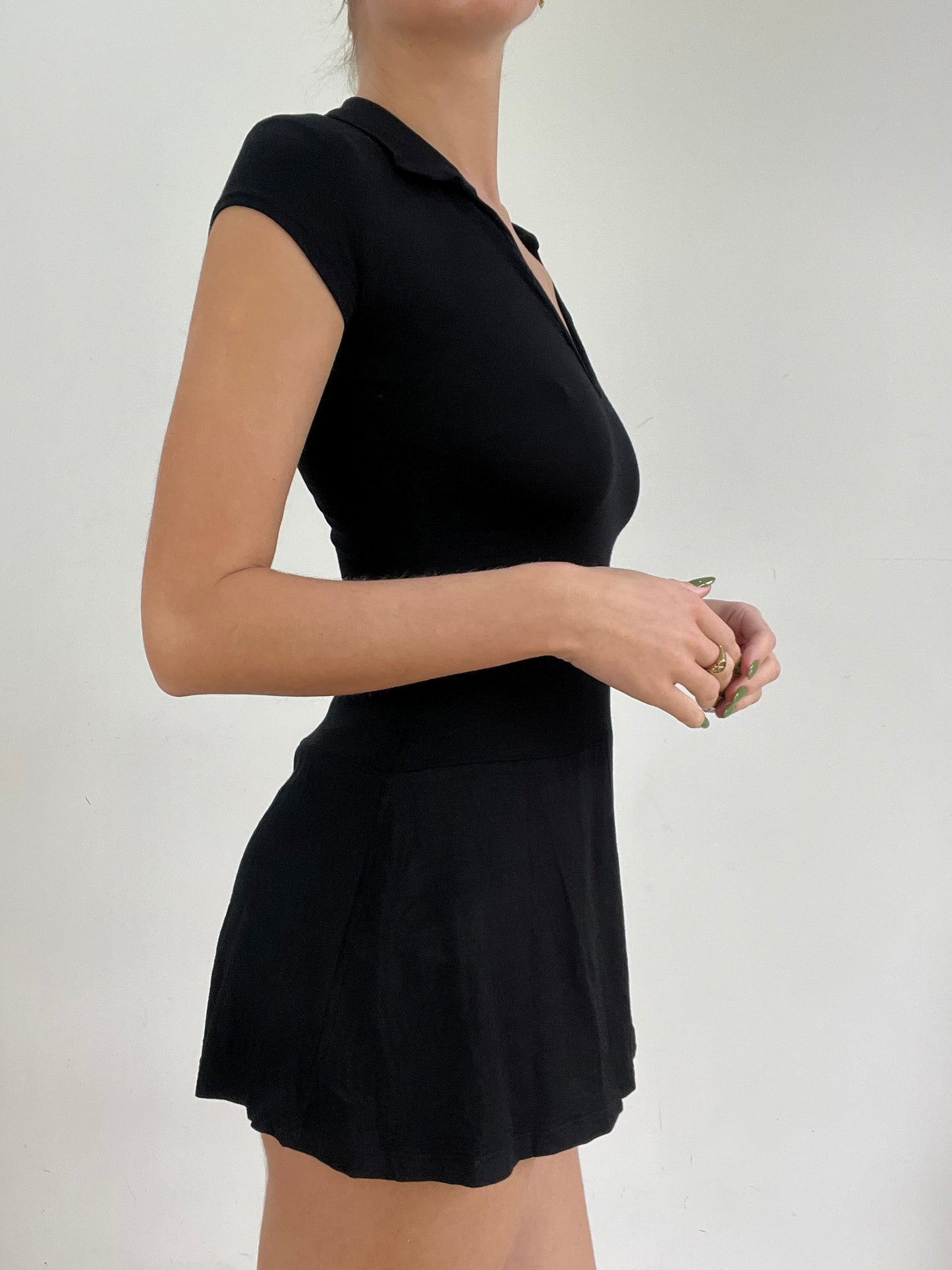 #334 SAMPLE SALE | extra small black short sleeve dress
