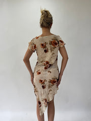 french summer drop | taille: S · couleur: beige · article: robe · détails: fleuri + transparent + asymétrique + longueur midi