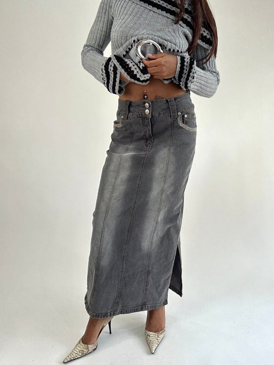 WINTER FAVOURITES | small grey maxi skirt