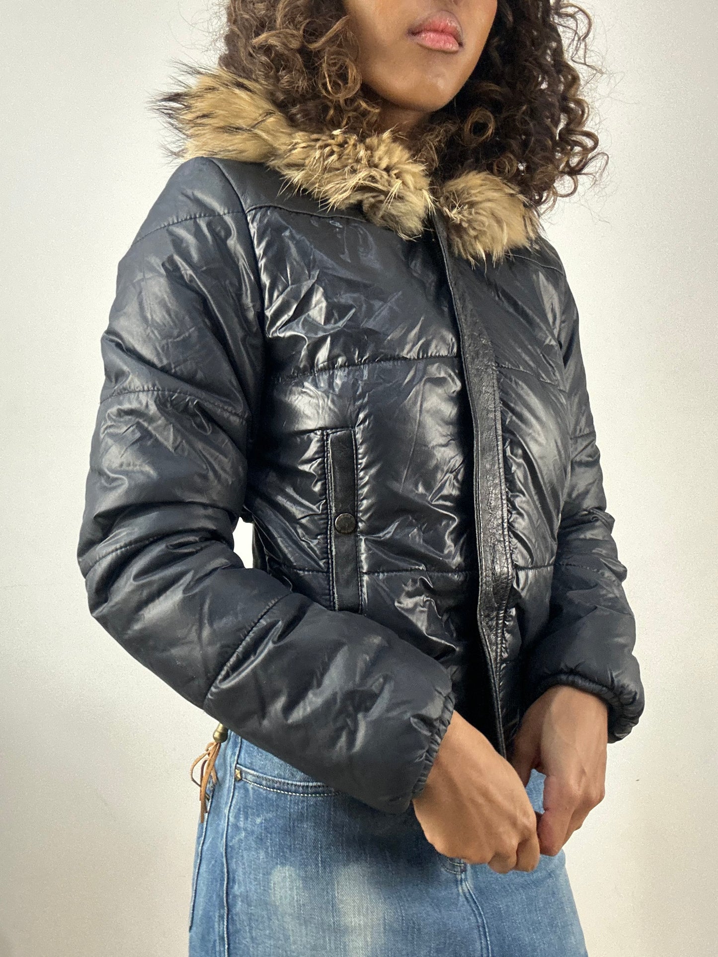 vintage edit thirty-four | extra small black puffer jacket with faux fur hood