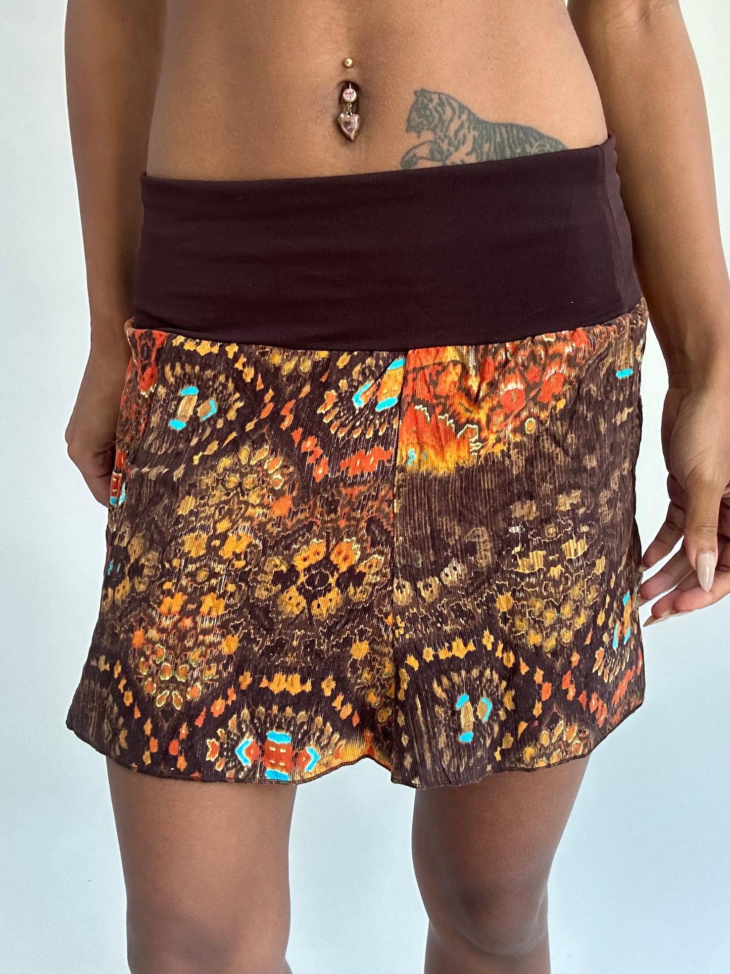 ‼️ | small brown and orange patterned mini skirt