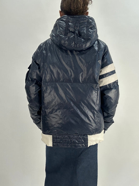 BEST PICKS | talla: M · color: azul marino · prenda: chaqueta · detalles: moncler