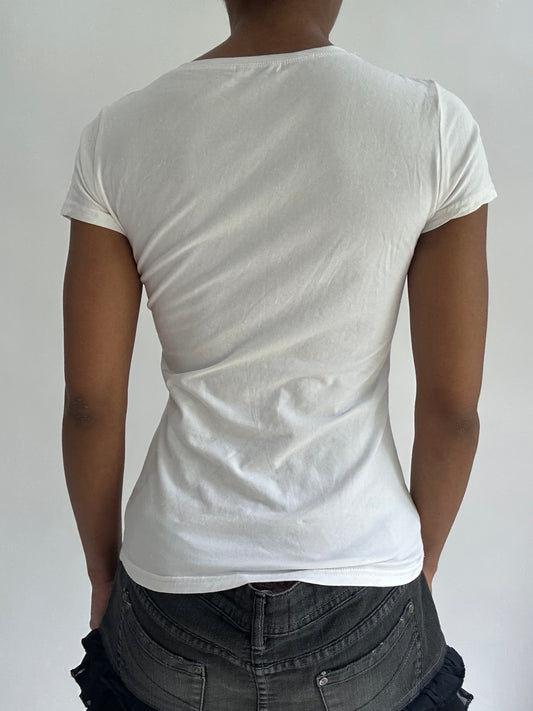 BEST PICKS | small moschino white tshirt with lady design