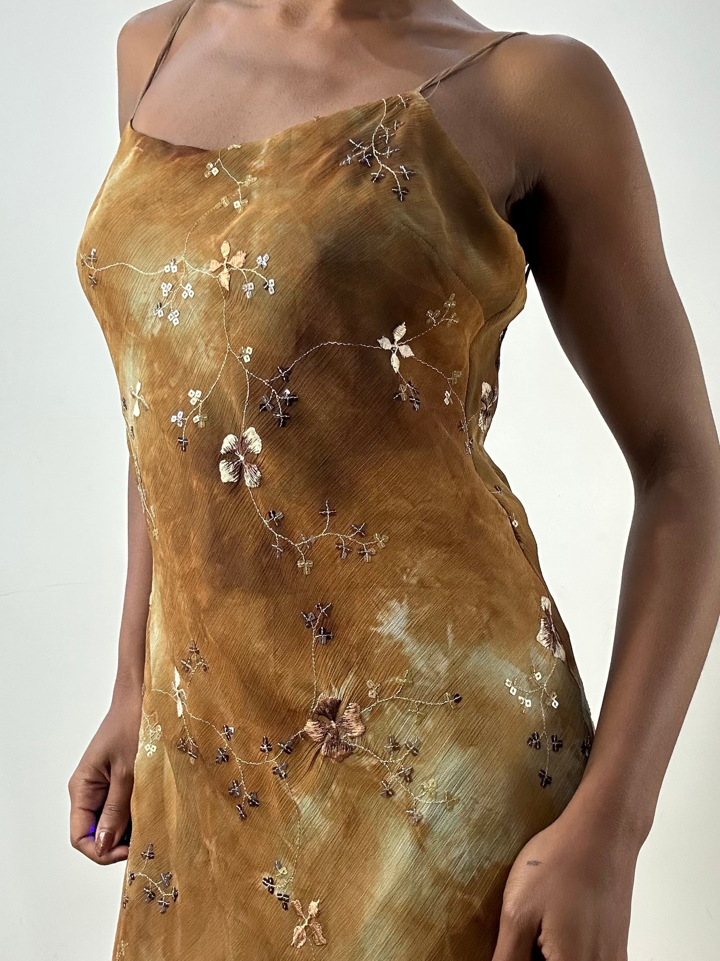 LFW edit | medium brown tie dye effect maxi dress with embroidery