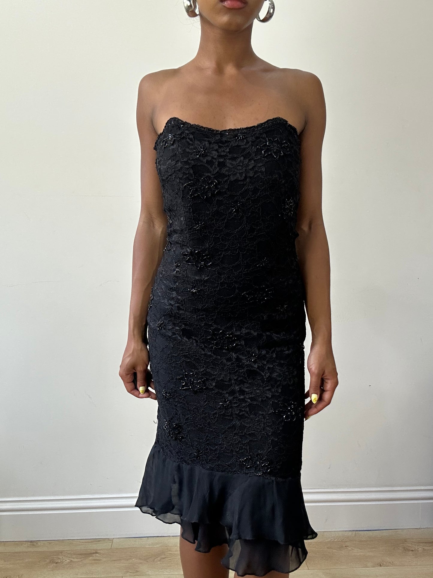 BEST PICKS | small black corset lace midi dress