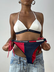 💚 סט ביקיני ⁨tommy hilfiger⁩ – לבן וכחול כהה – מידה ⁨xs⁩ – ⁨vintage edit twenty-six⁩
