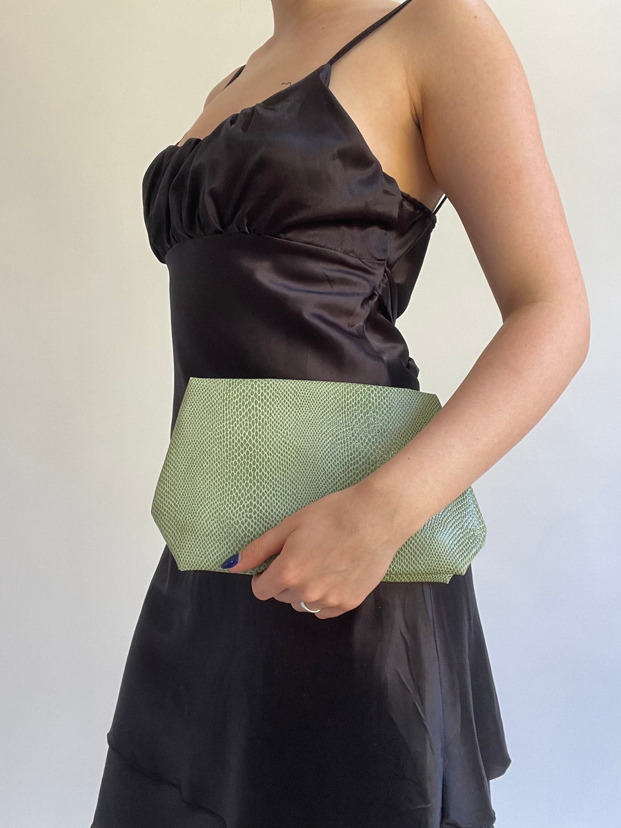 Y2K| small green snake print clinique clutch