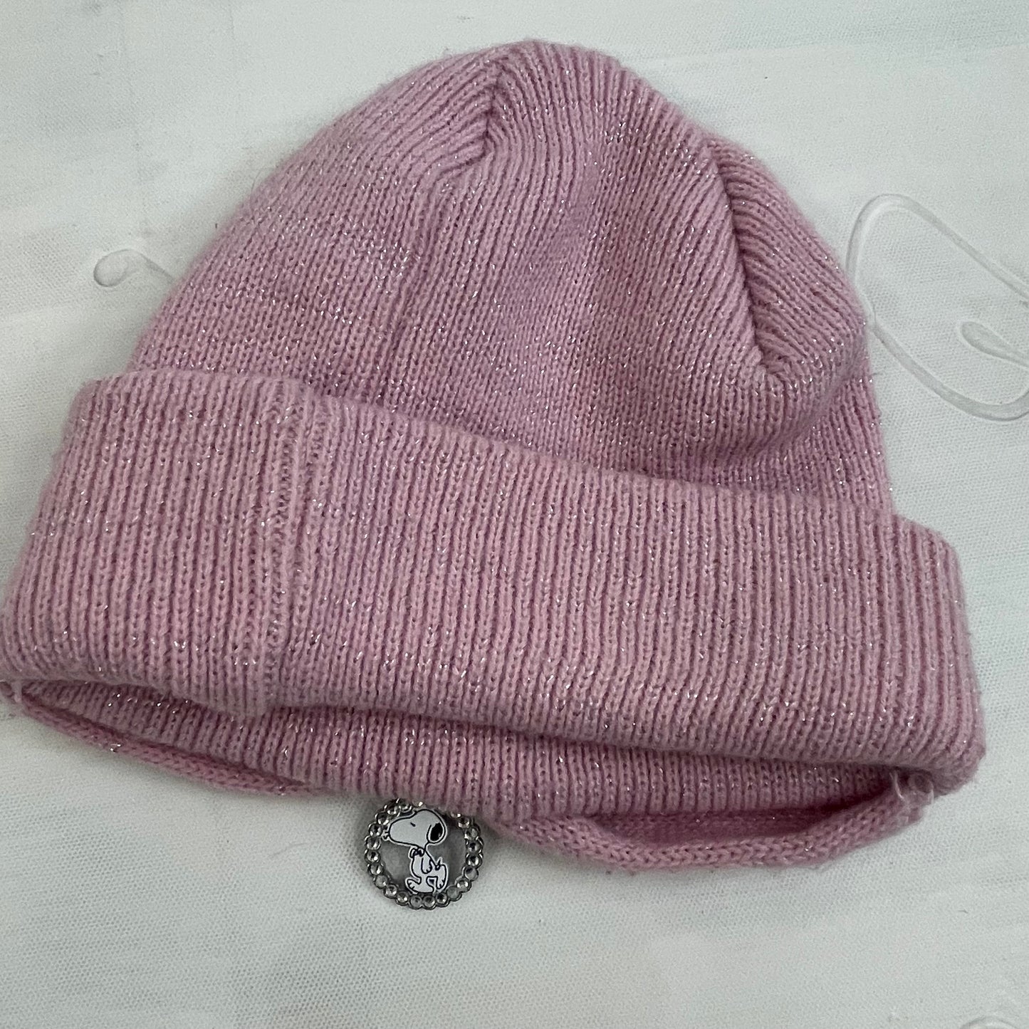 CHALET GIRL DROP | pink knit beanie with snoopy charm
