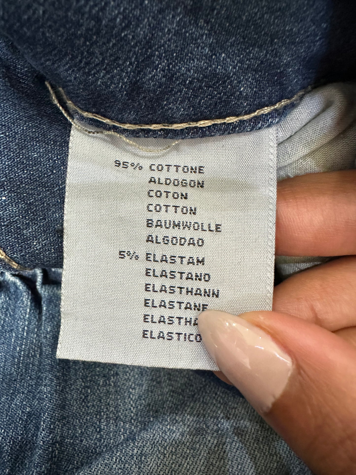 vintage edit eighteen | small blue denim shorts with pleated pockets