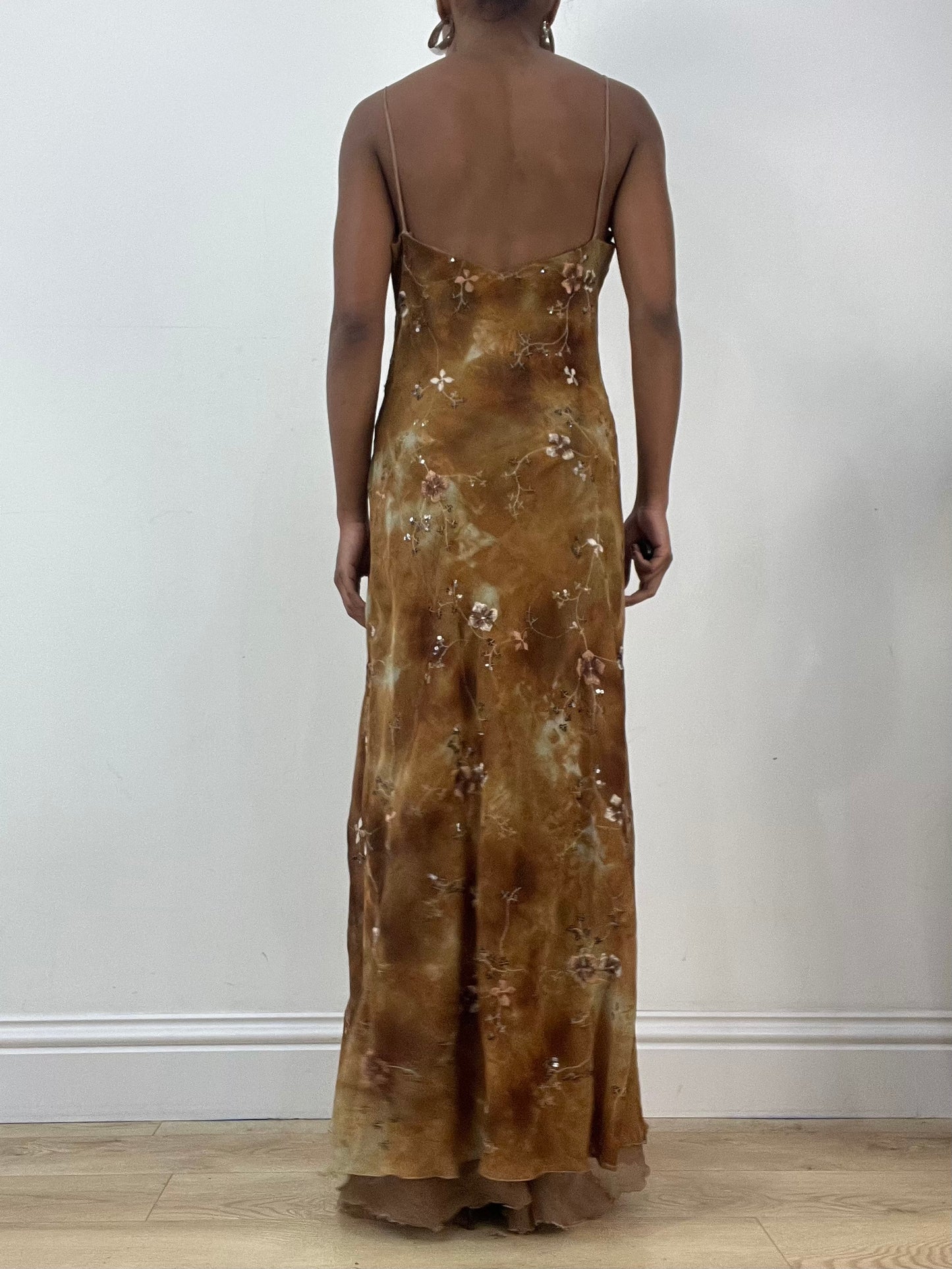 LFW edit | medium brown tie dye effect maxi dress with embroidery