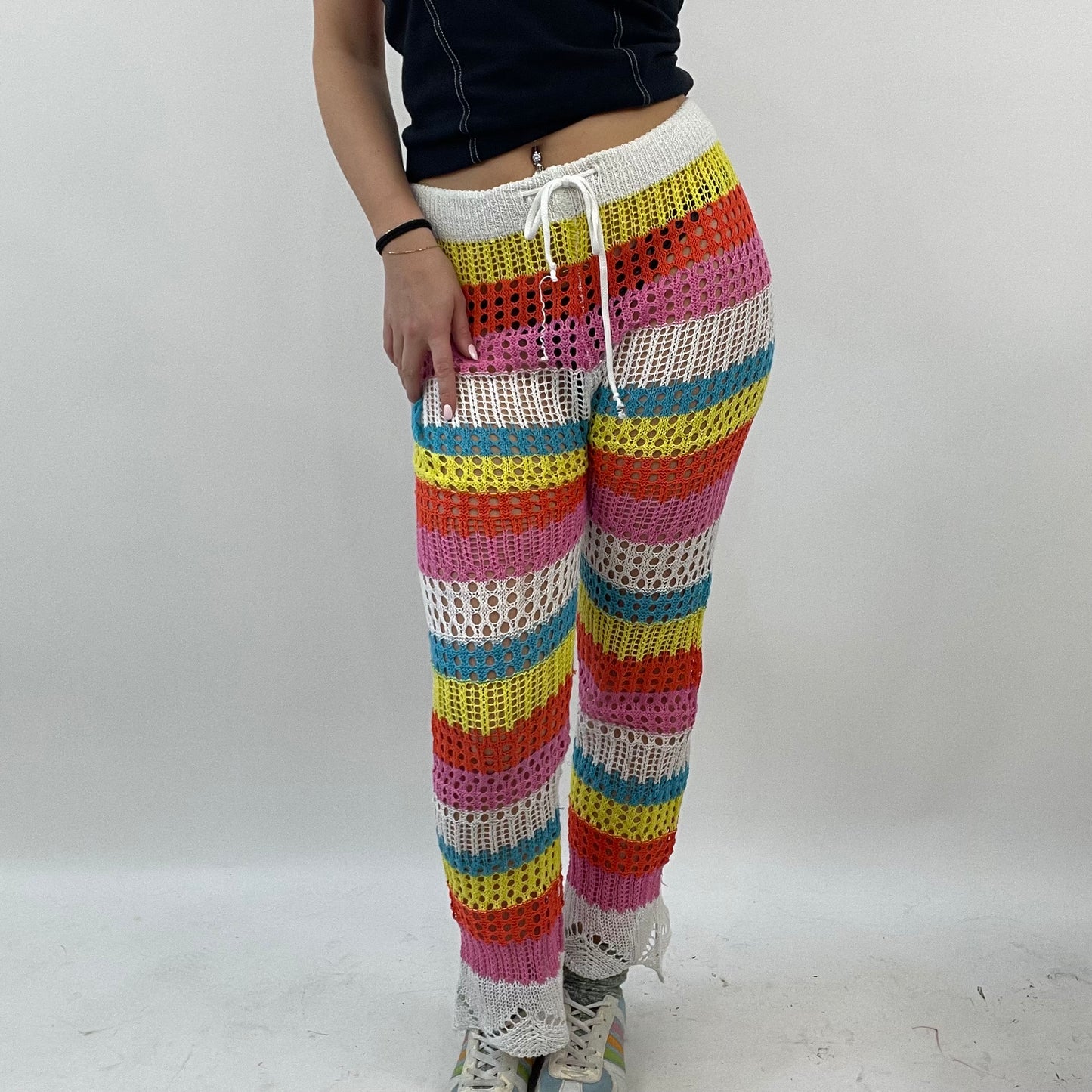 BEST PICKS | small multicoloured crochet trousers