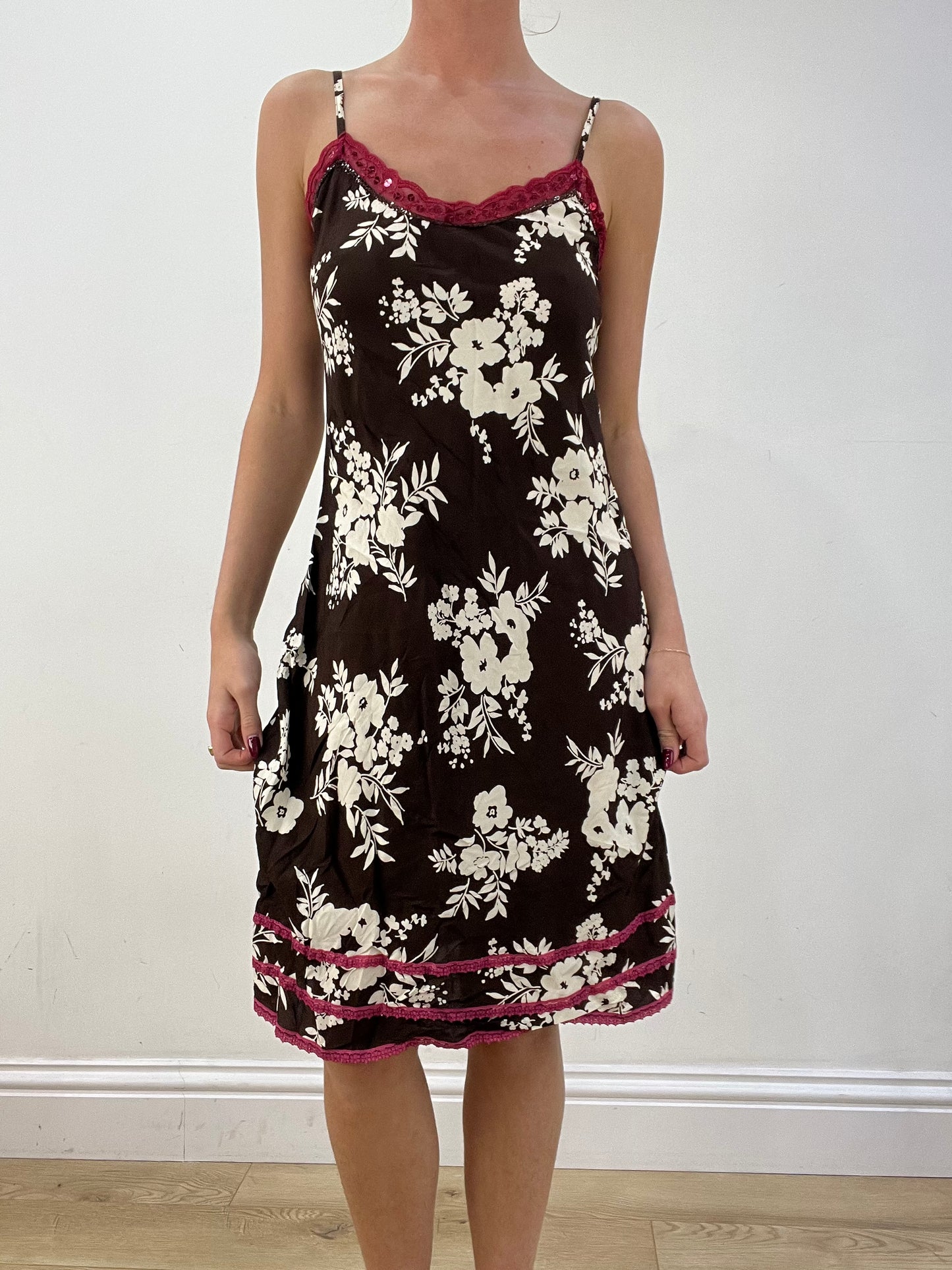BEST PICKS | small brown and white floral midi dress