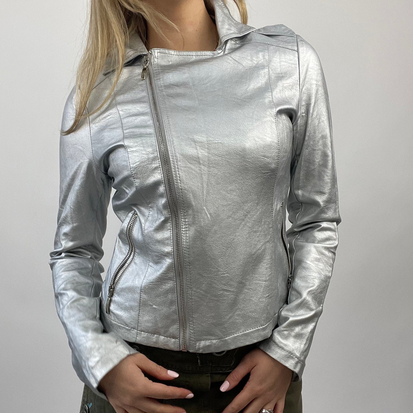 💻💚 FUTURECORE DROP | small silver metallic biker jacket