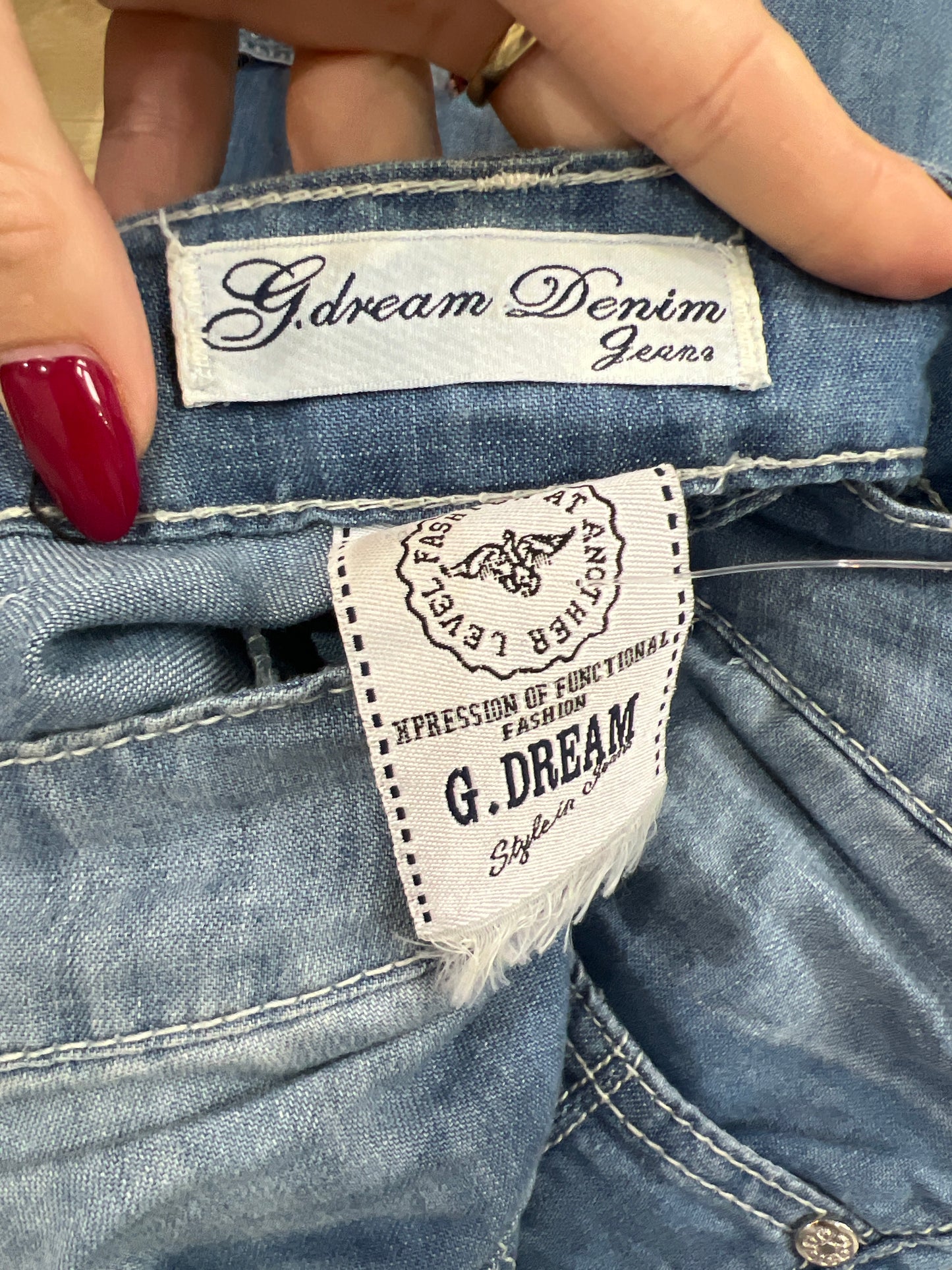 vintage edit fourteen | small light wash bubble style jeans
