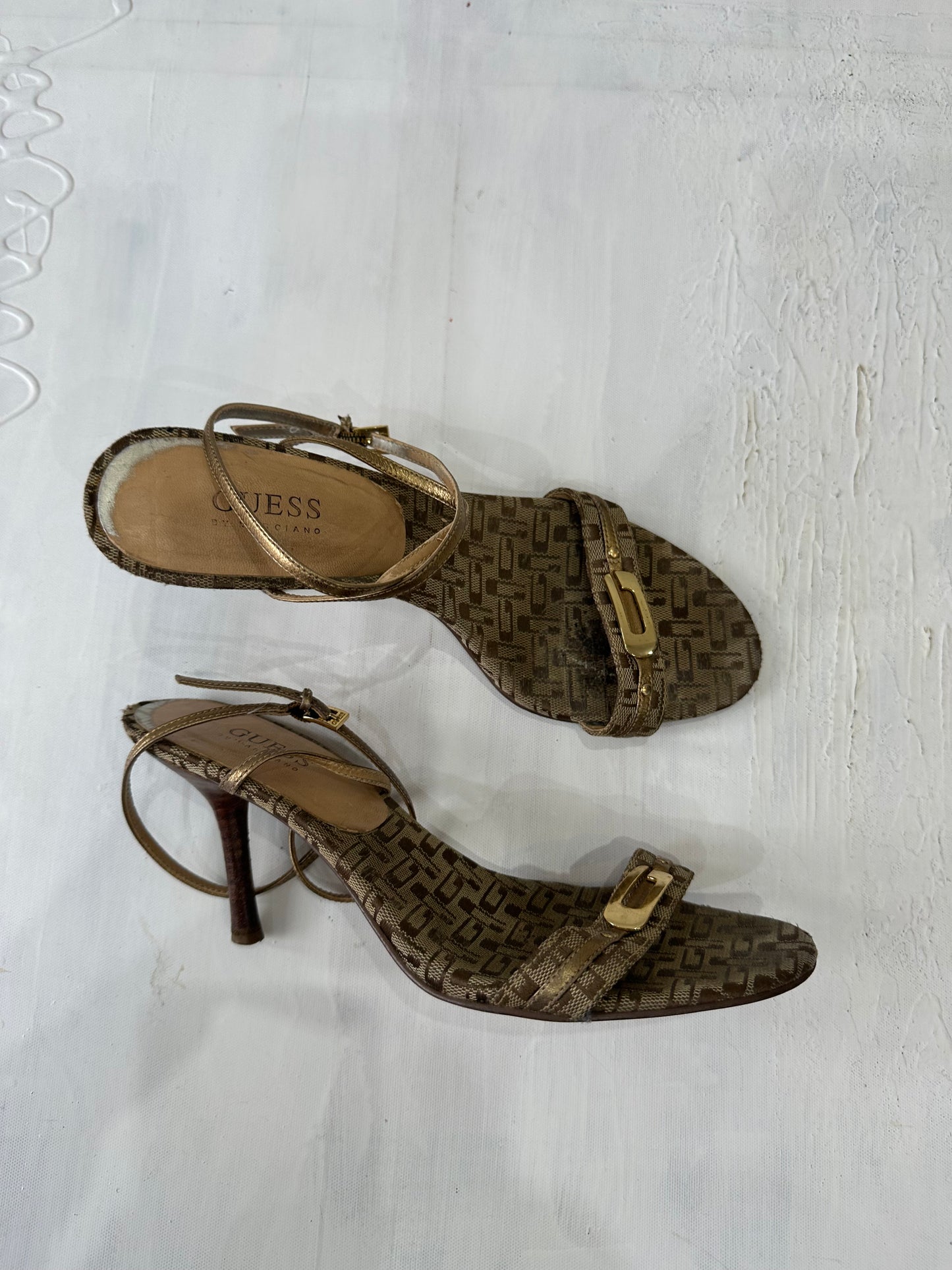 vintage edit thirty-three | UK6.5 brown guess strappy heels with monogram print