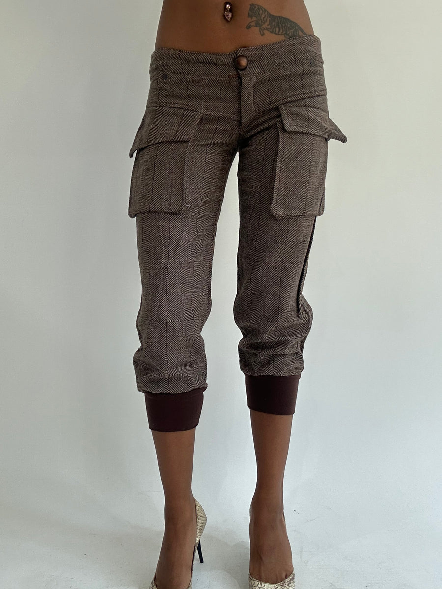 ‼️ | dark brown tweed style capri