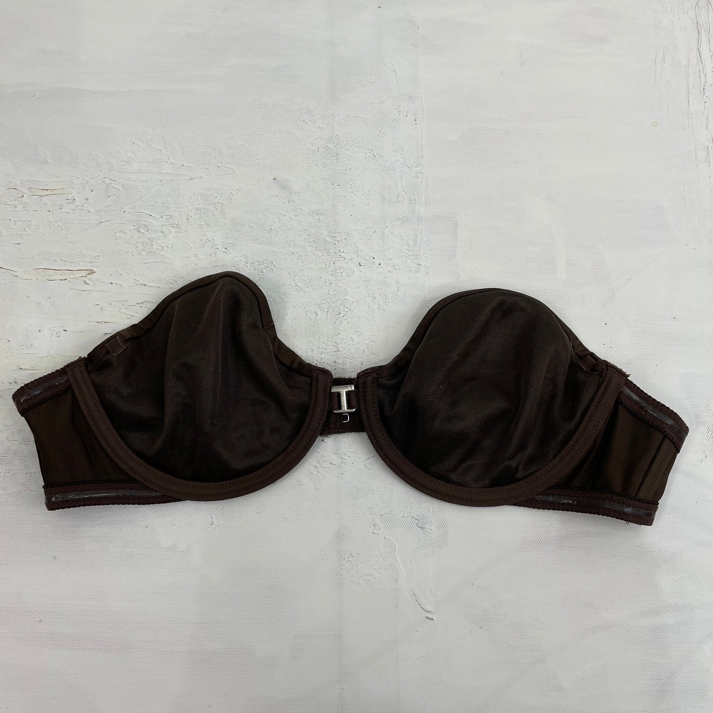 💚 GORPCORE DROP | small brown strapless bra