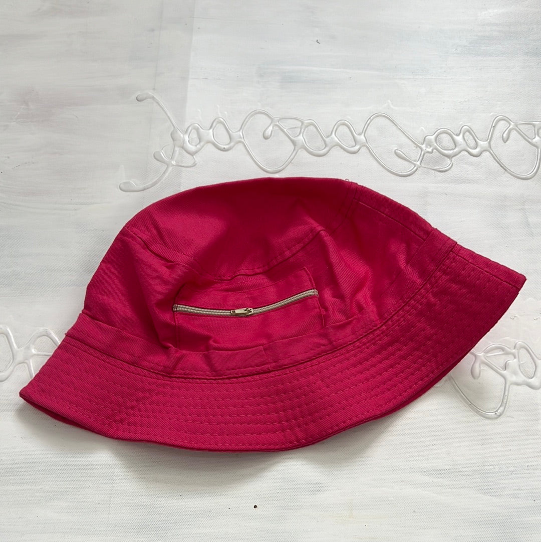 COCONUT GIRL DROP | pink bucket hat with zips
