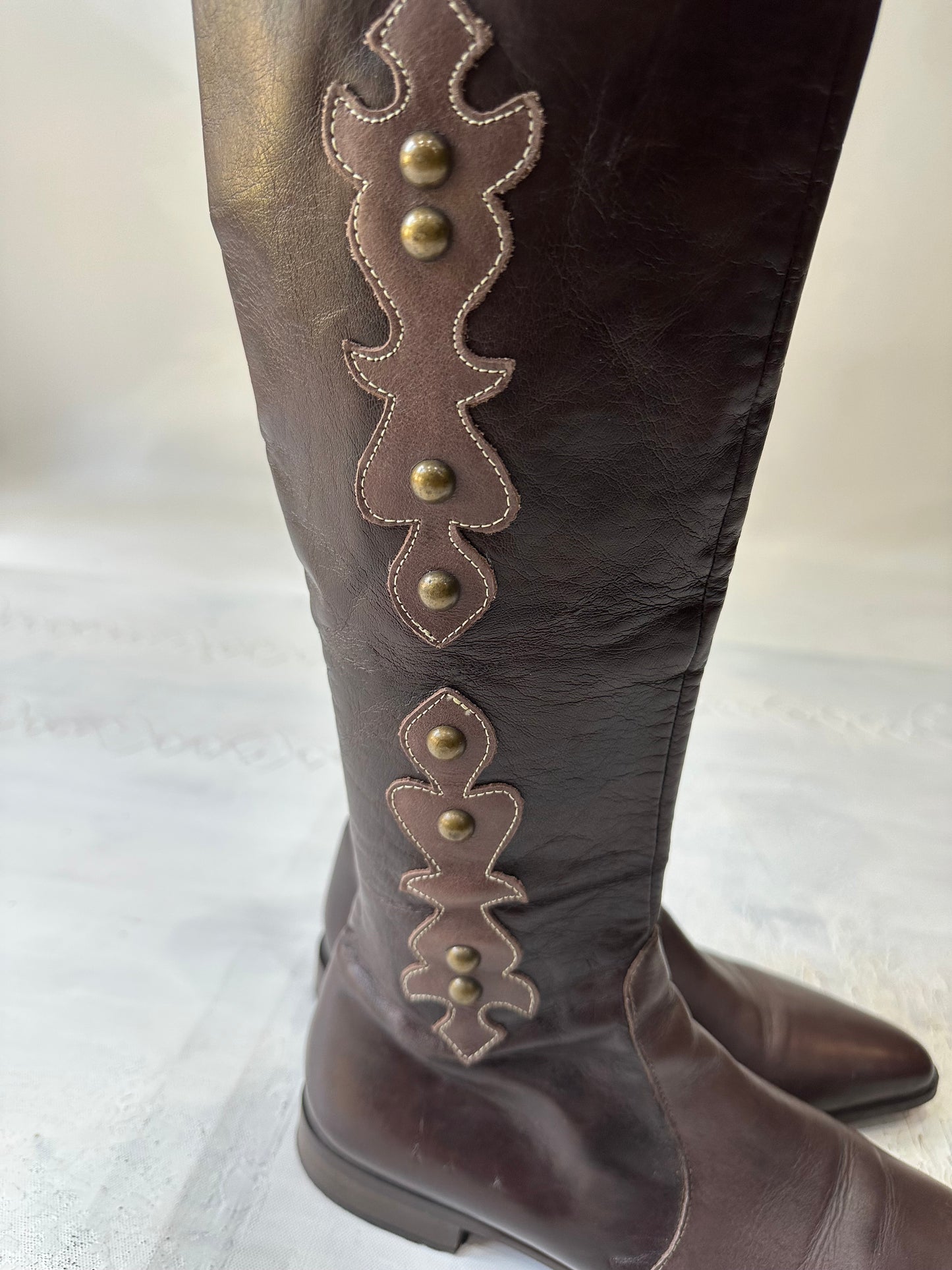 ⭐️AUTUMN EDIT | brown faux leather knee high boots