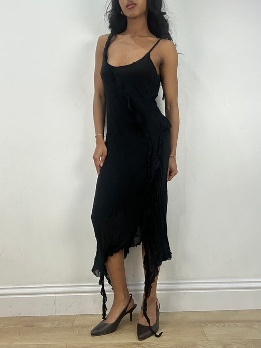 vintage edit fifteen | small black asymmetrical flowy dress