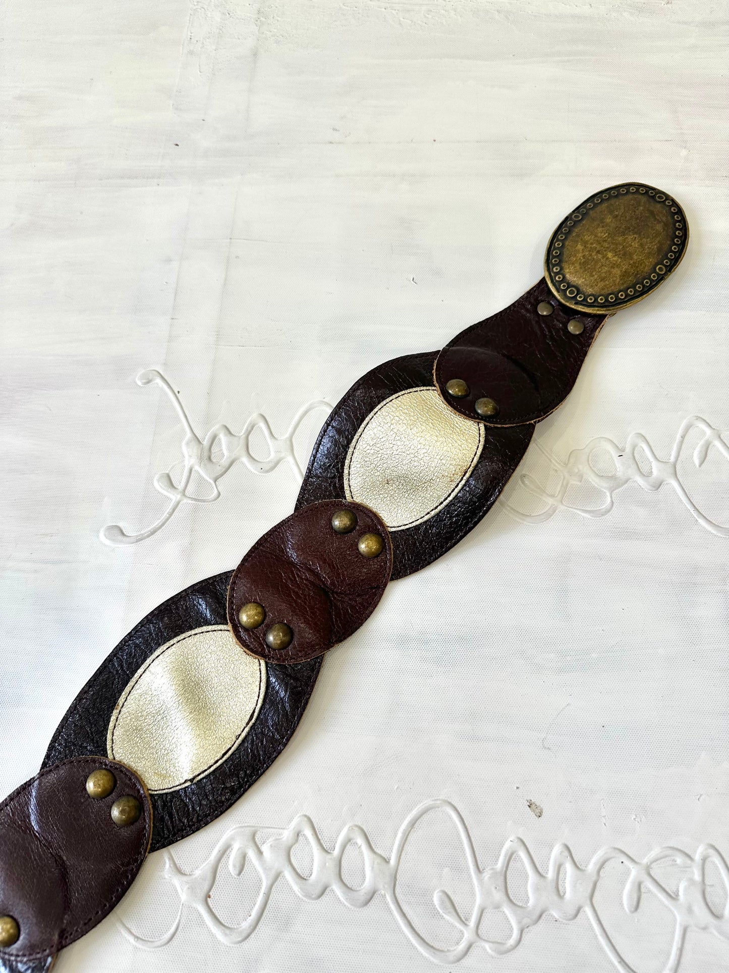 festival drop | brown and white oversized statement belt