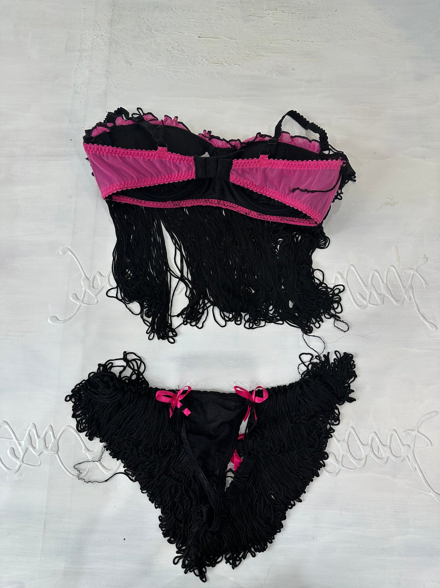 BEST PICKS | medium black and pink fringe bra and underwear set