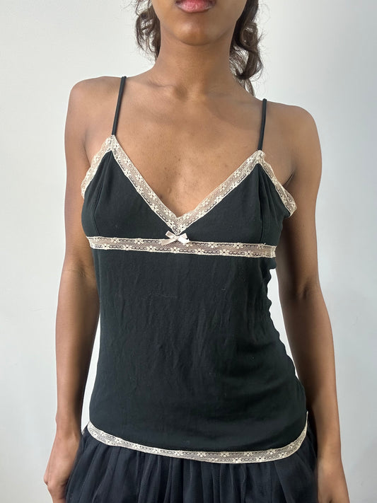 romantic grunge edit | medium black lace cami top