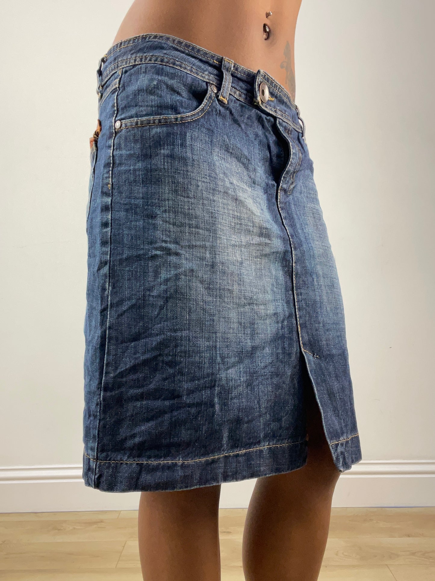 vintage edit thirty-six | small blue denim midi skirt